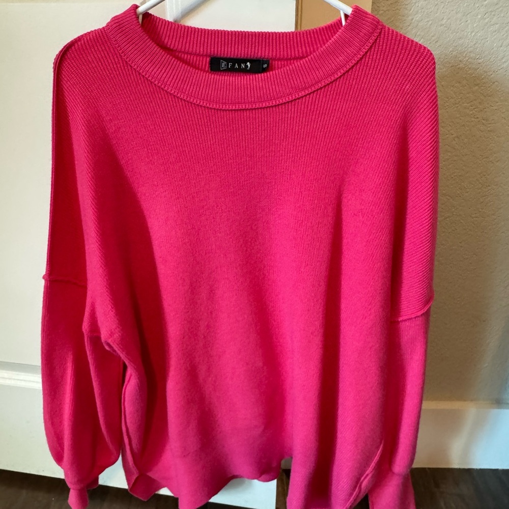 DFAN Women's Vibrant Pink Crew Neck Sweater